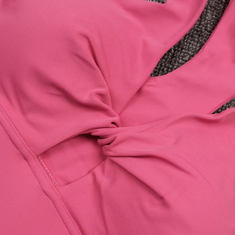 elevate London - Twisted High Support Sports Bra